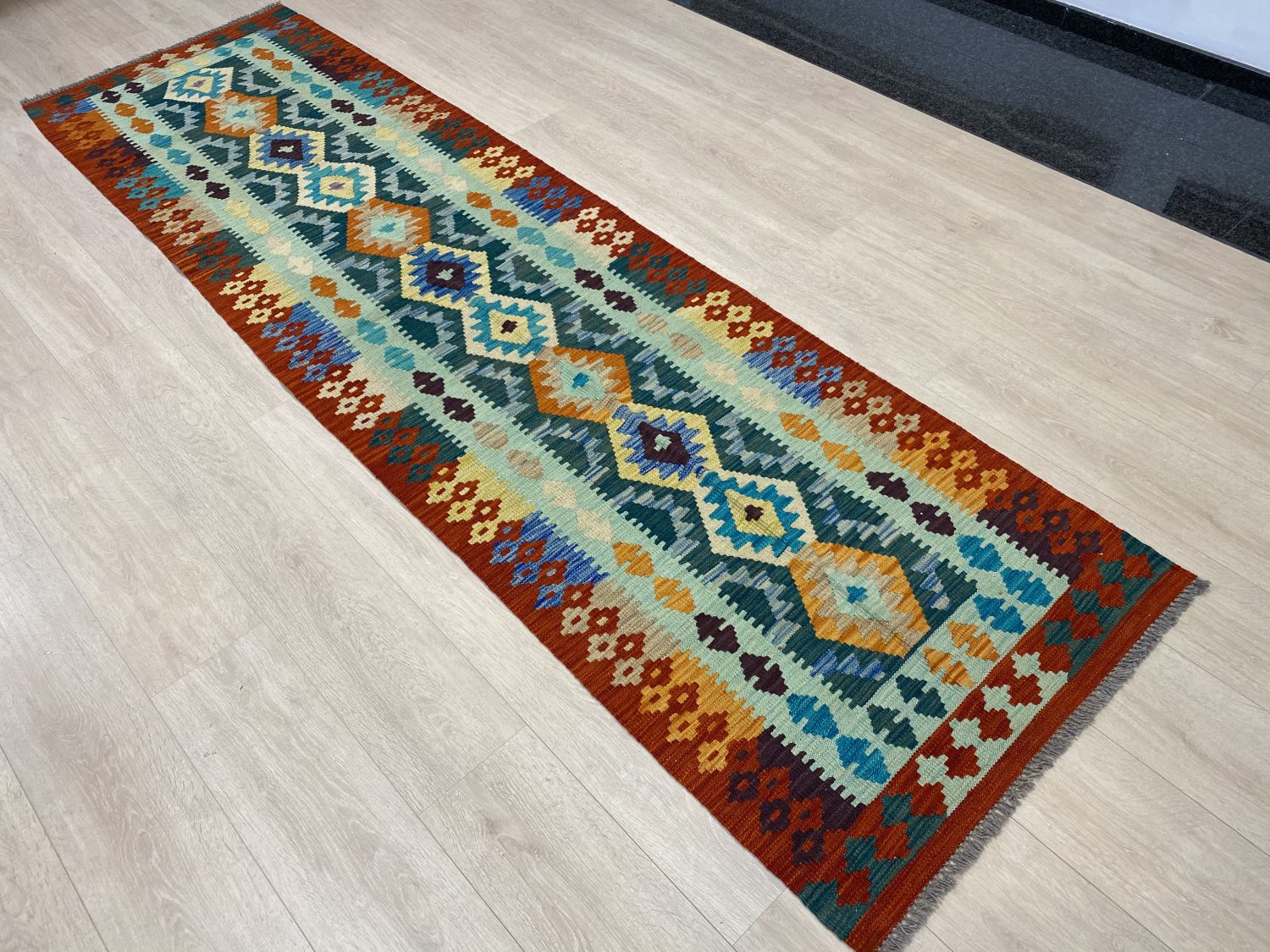 Kleurrijk Tapijt Laagpolig Handgeweven Wollen Vloerkleed - Omid Afghan Kelim Loper 298x86cm