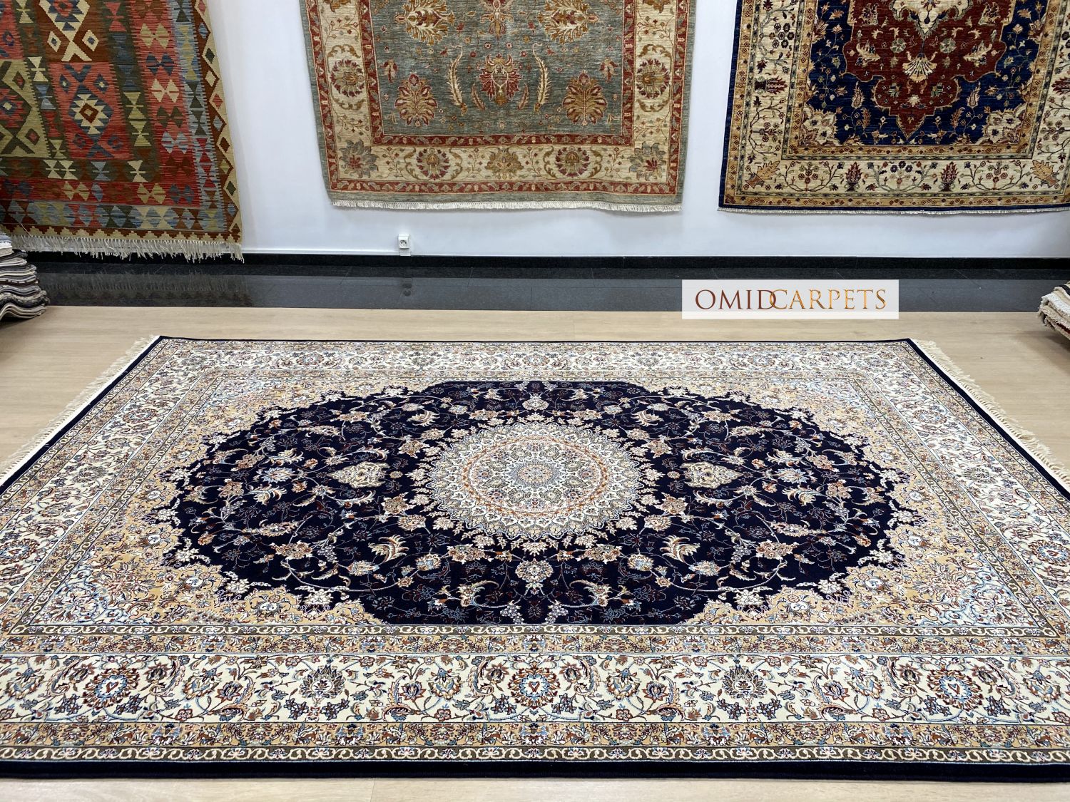 قالین 700 شانه * Blauw Tapijt Laagpolig Klassiek Vloerkleed - Omid Premium Classic - 1,5 Miljoen punten/m²