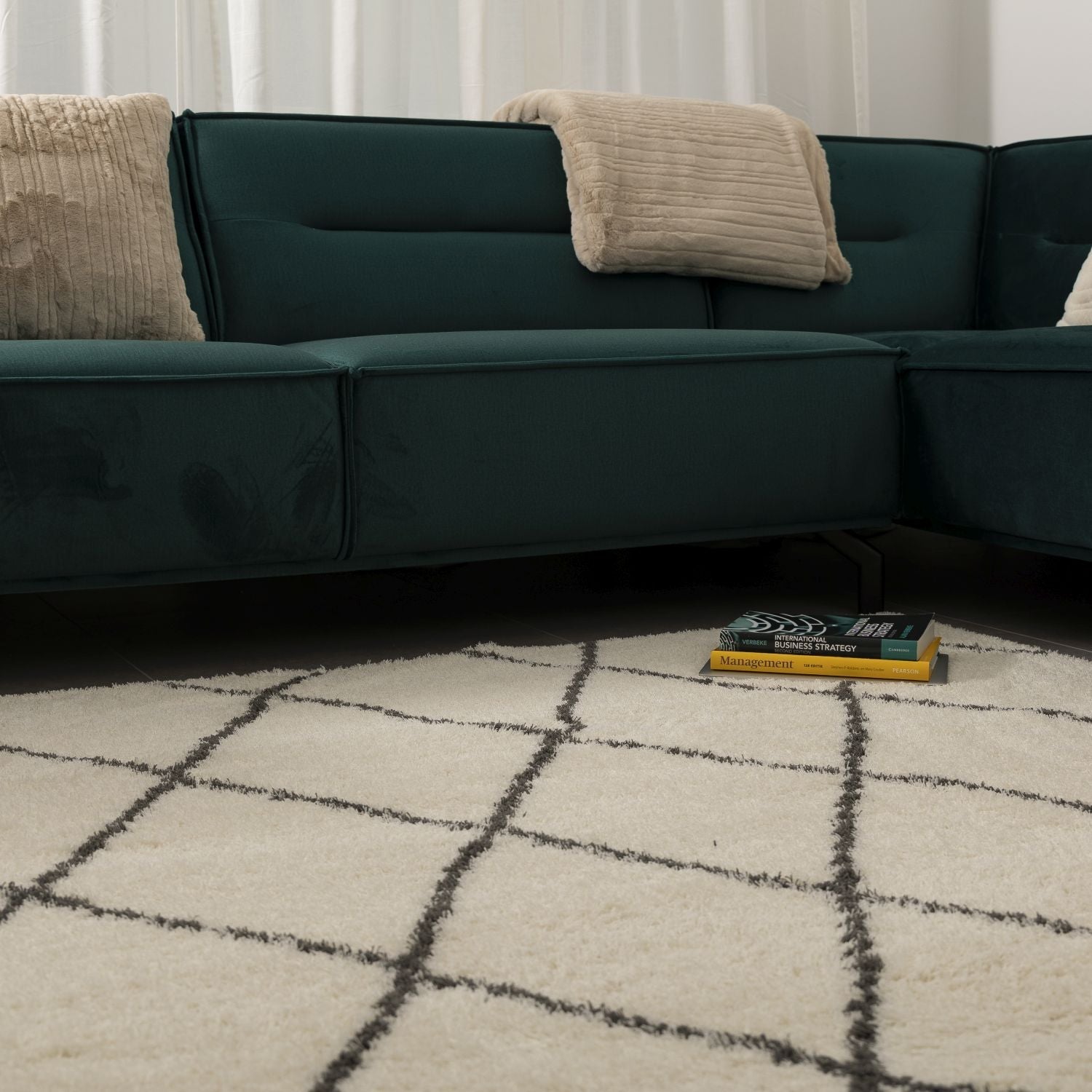 Crème Hoogpolig Vloerkleed Omid Belgian Soft Scandinavisch Wasbaar Tapijt