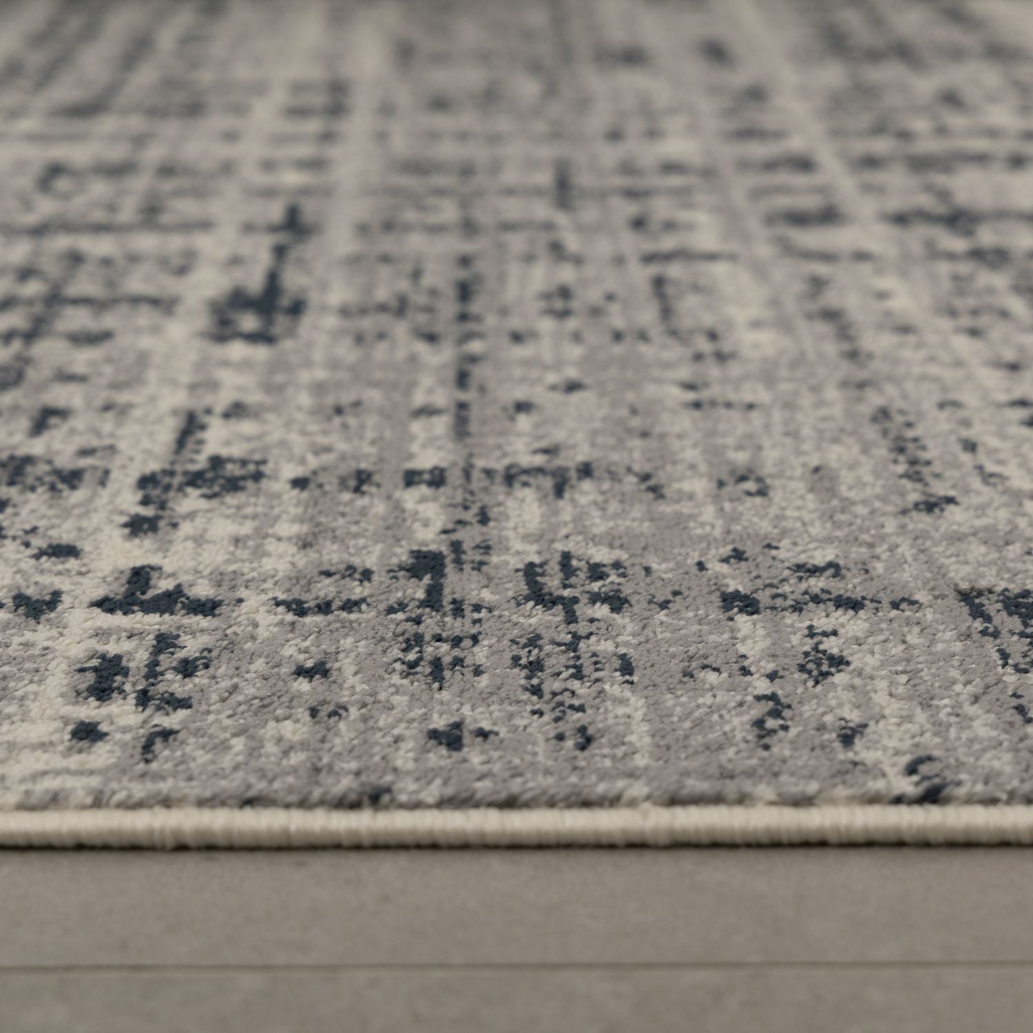 Blauw Tapijt Laagpolig Vloerkleed Omid Modern Belgian