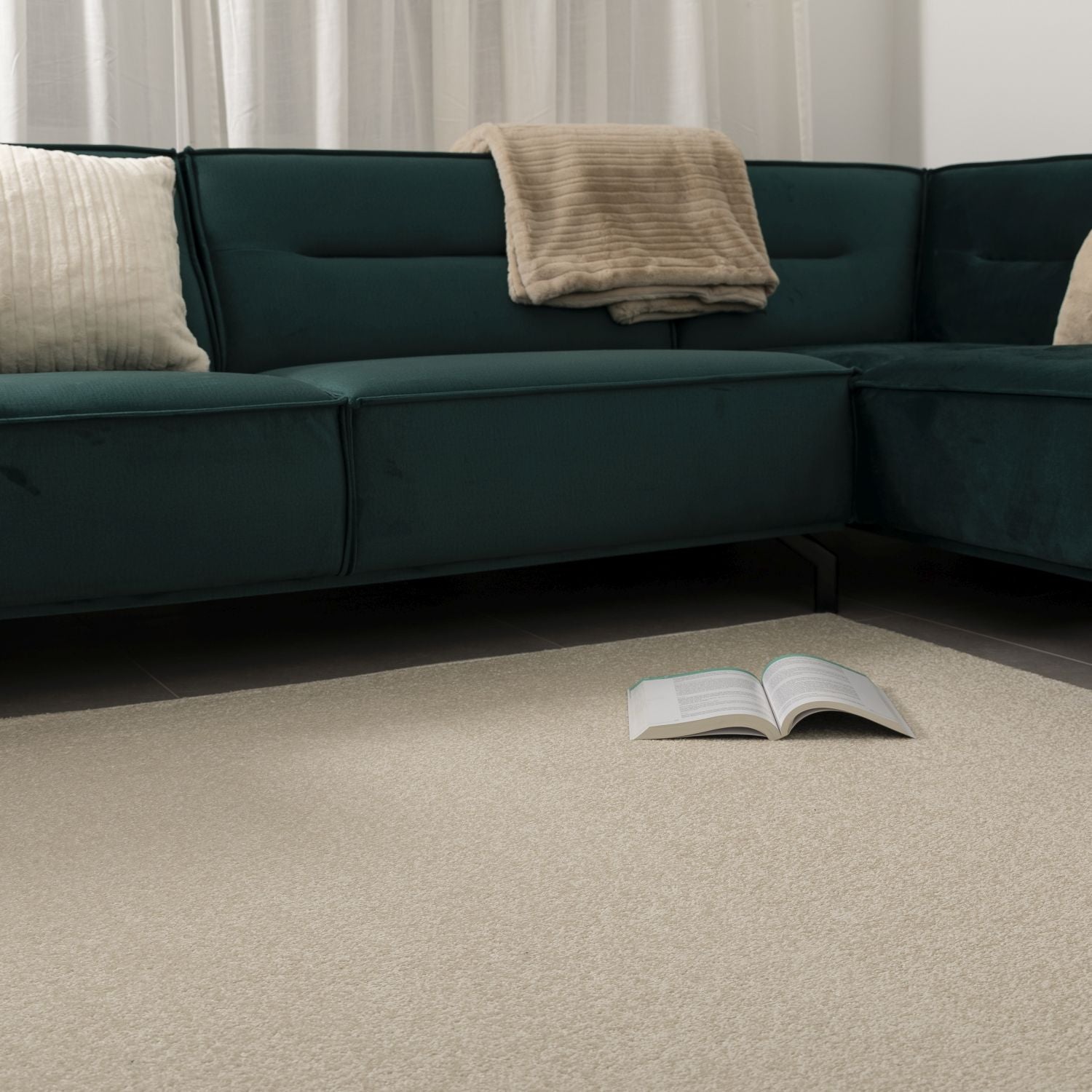 Crème Tapijt Laagpolig Vloerkleed Omid Modern Belgian