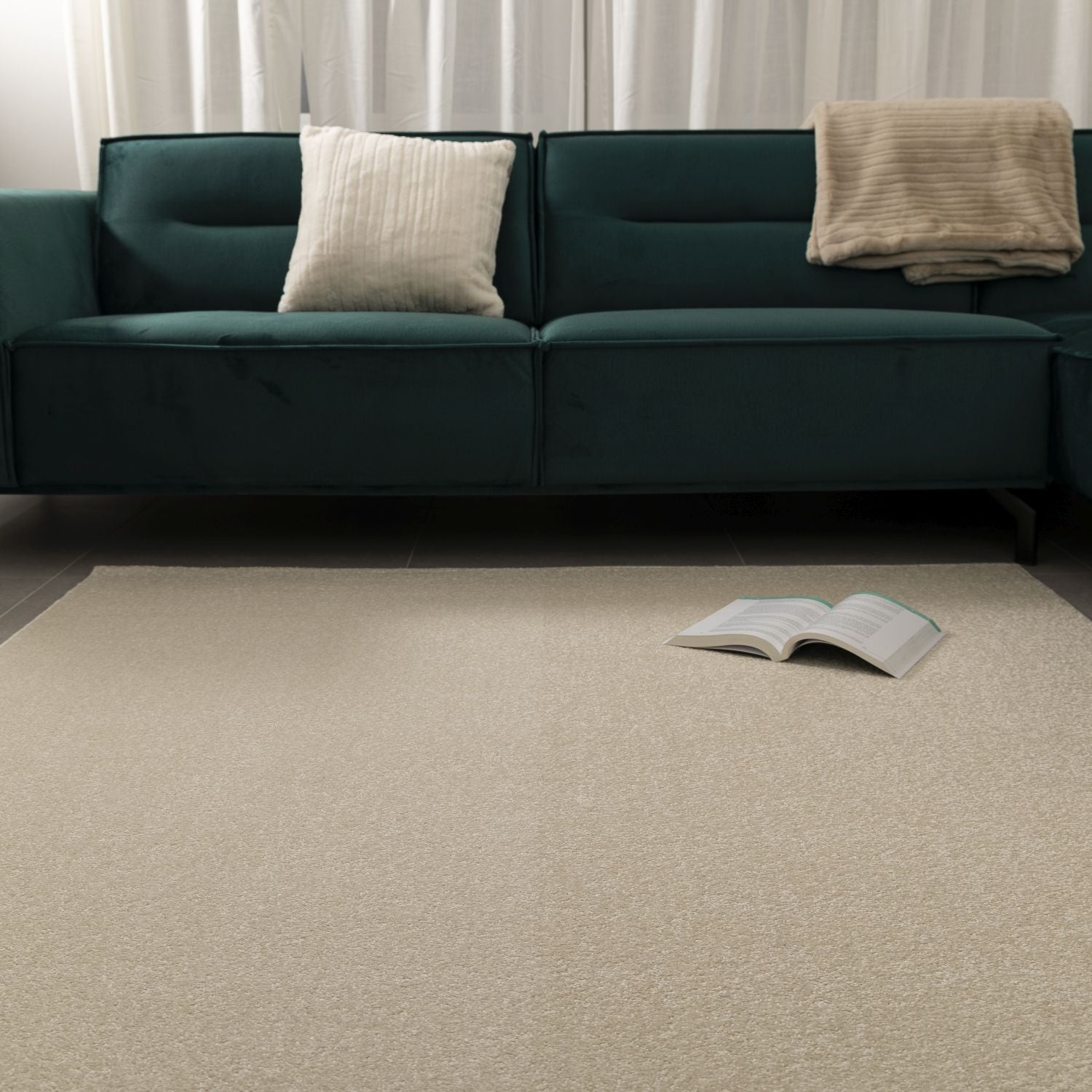 Crème Tapijt Laagpolig Vloerkleed Omid Modern Belgian