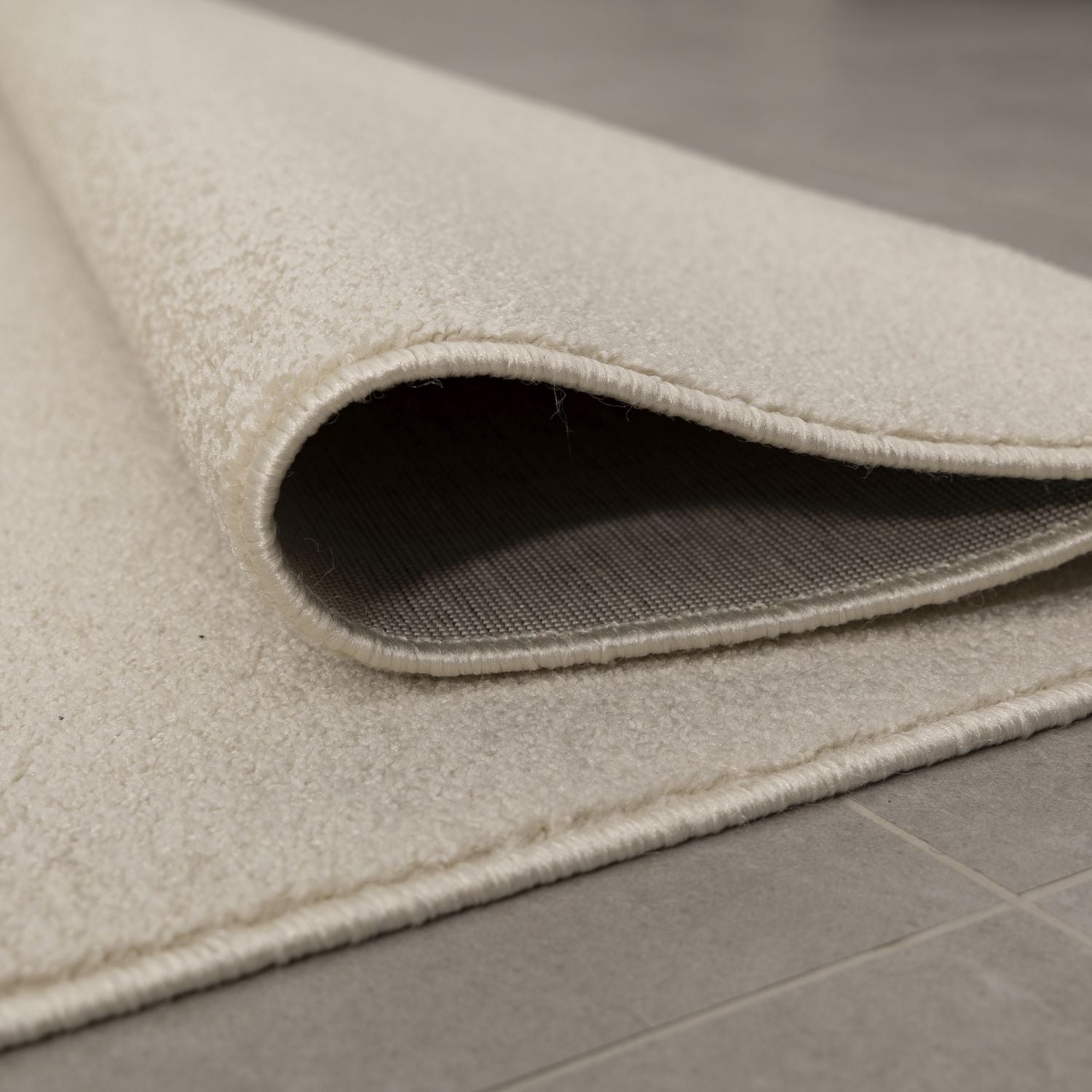 Crème Tapijt Laagpolig Vloerkleed Omid Modern Belgian